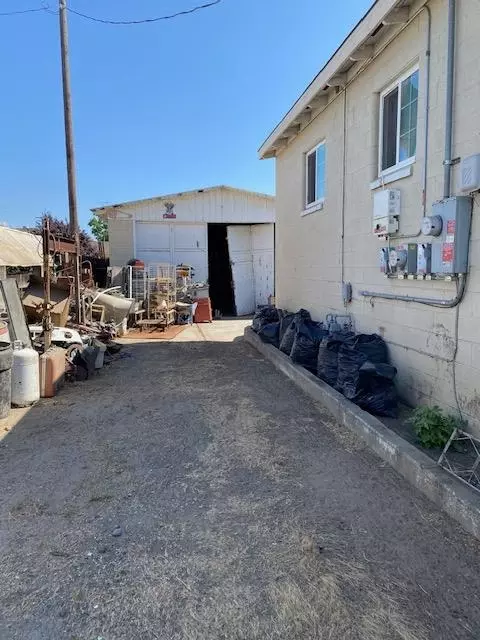 1606 Paradise Rd, Modesto, CA 95358 photo 4