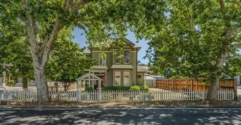 104 S Church St, Ione, CA 95640