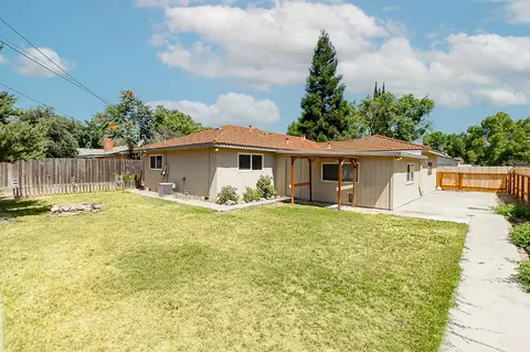 Exterior - 2300 Morningside Dr, Modesto, CA 95355 photo 7 of 9