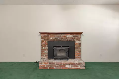 Living - 2300 Morningside Dr, Modesto, CA 95355 photo 4 of 6