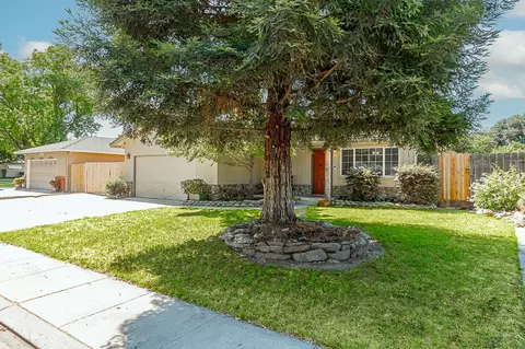 Exterior - 2300 Morningside Dr, Modesto, CA 95355 photo 3 of 9