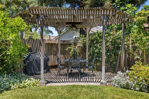 945 Berea Dr, Turlock, CA 95382 photo 38