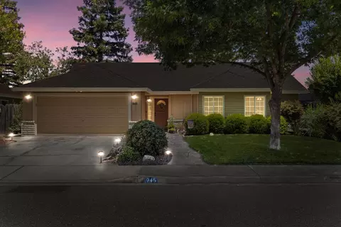 945 Berea Dr, Turlock, CA 95382 photo 3