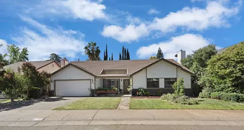 9348 Rolling Glen Ct, Orangevale, CA 95662 photo 2
