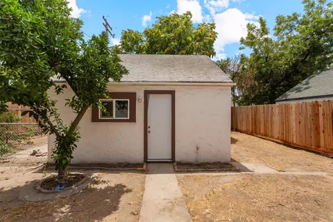 Exterior - 1302 Pelton Ave, Modesto, CA 95351 photo 7 of 12