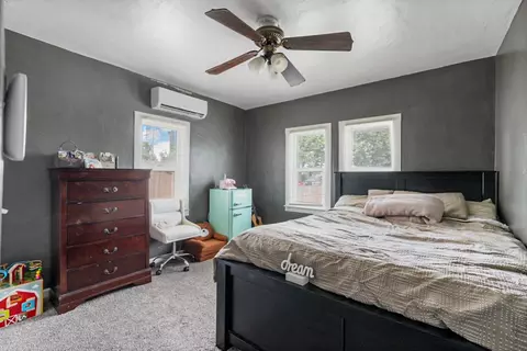 Bedroom - 1302 Pelton Ave, Modesto, CA 95351 photo 2 of 2