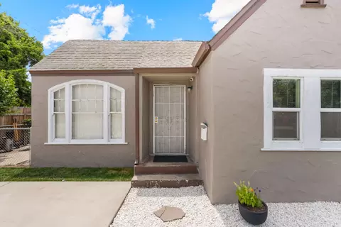 Exterior - 1302 Pelton Ave, Modesto, CA 95351 photo 2 of 12