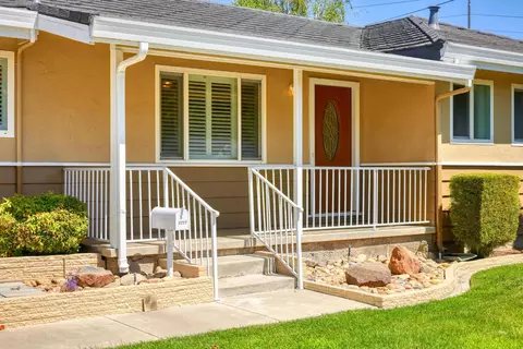 7721 Heather Dr, Stockton, CA 95207