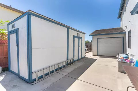 Exterior - 1715 Widmer Ln, Manteca, CA 95336 photo 7 of 7