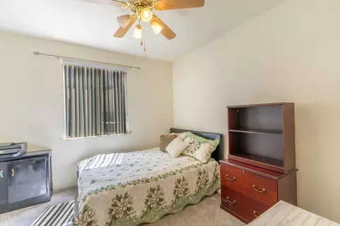 Bedroom - 1715 Widmer Ln, Manteca, CA 95336 photo 1 of 7