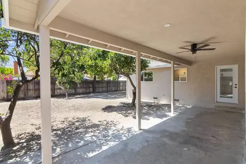 1709 Springwood Dr, Modesto, CA 95350 photo 25
