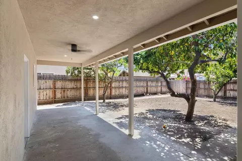 1709 Springwood Dr, Modesto, CA 95350 photo 24