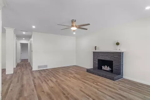 1709 Springwood Dr, Modesto, CA 95350 photo 12