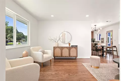 Living - 3500 Brookside Dr, Martinez, CA 94553 photo 4 of 5