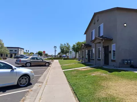 Exterior - 6529 3rd St, Riverbank, CA 95367 photo 7 of 9