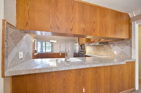 Kitchen - 5905 Marlin Cir, Carmichael, CA 95608 photo 4 of 4