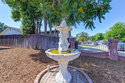 Exterior - 5905 Marlin Cir, Carmichael, CA 95608 photo 3 of 6