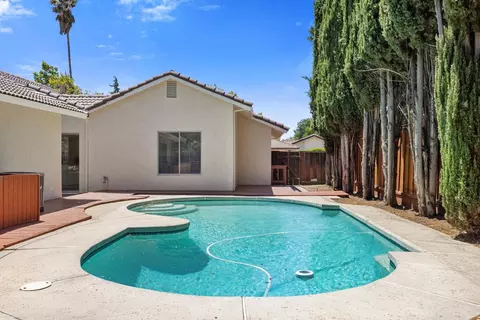 Exterior - 3430 Crowley Ct, Tracy, CA 95376 photo 5 of 7