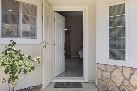 Entry Way - 3430 Crowley Ct, Tracy, CA 95376 photo 1 of 8