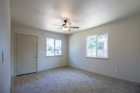 3905 Haywood St, Sacramento, CA 95838