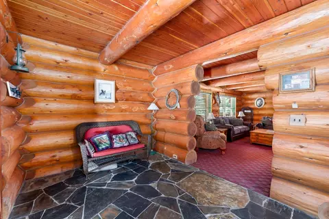 Entry Way - 4853 Starkes Grade Rd, Placerville, CA 95667 photo 1 of 2