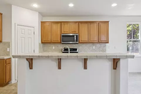 Kitchen - 9390 Vintner, Patterson, CA 95363 photo 1 of 3
