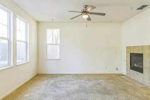 Living - 9390 Vintner, Patterson, CA 95363 photo 2 of 6