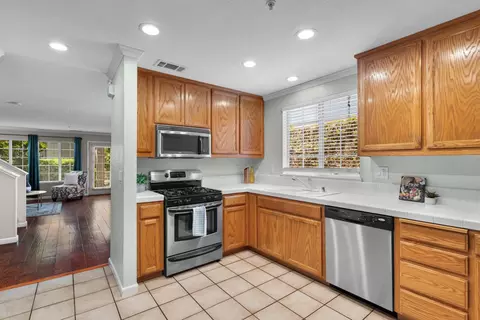 2283 Holtspur Ct, Tracy, CA 95376 photo 14