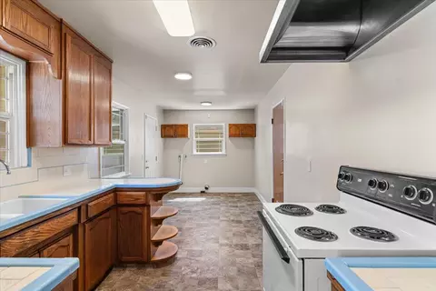 936 Badgley Dr, Modesto, CA 95350 photo 13