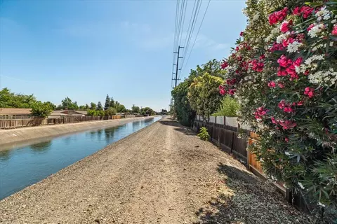 936 Badgley Dr, Modesto, CA 95350 photo 38