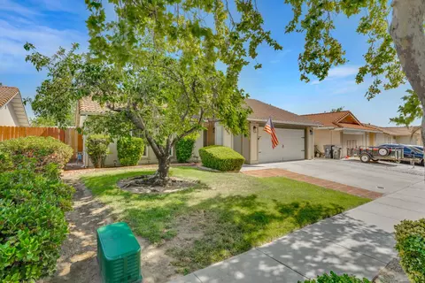 485 W Central Ave, Tracy, CA 95376 photo 3