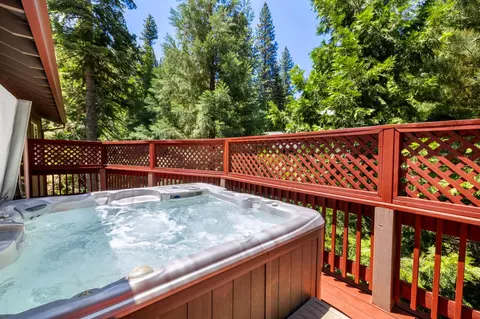 27040 Summerhill Dr, Pinecrest, CA 95364 photo 10