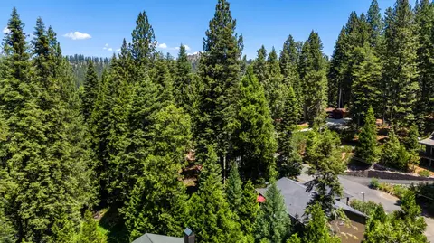 27040 Summerhill Dr, Pinecrest, CA 95364 photo 4