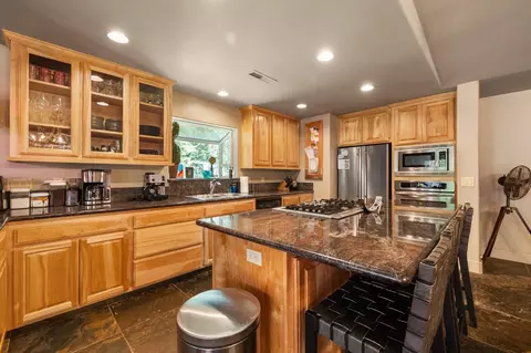 27040 Summerhill Dr, Pinecrest, CA 95364 photo 28