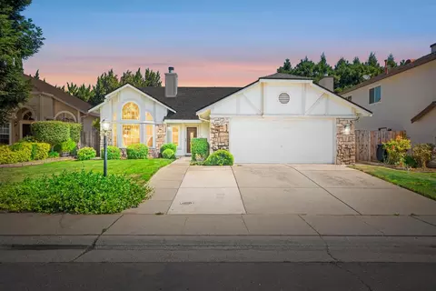1351 Champagne Cir, Roseville, CA 95747