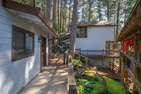 5260 Mckeon Ponderosa Way, Foresthill, CA 95631