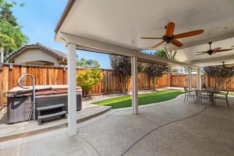 Exterior - 1846 Bankston Dr, Tracy, CA 95304 photo 7 of 9