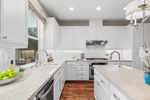 Kitchen - 1846 Bankston Dr, Tracy, CA 95304 photo 3 of 6