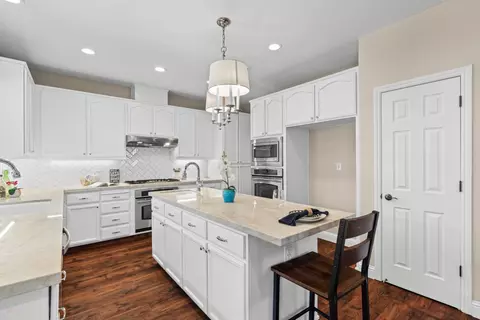 Kitchen - 1846 Bankston Dr, Tracy, CA 95304 photo 1 of 6