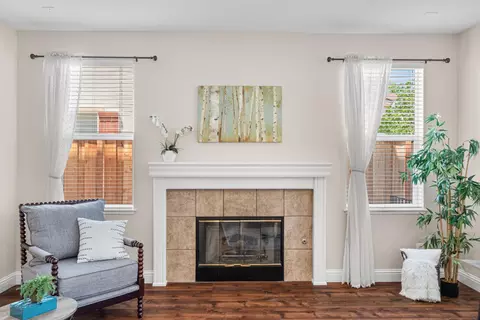 Living - 1846 Bankston Dr, Tracy, CA 95304 photo 5 of 6