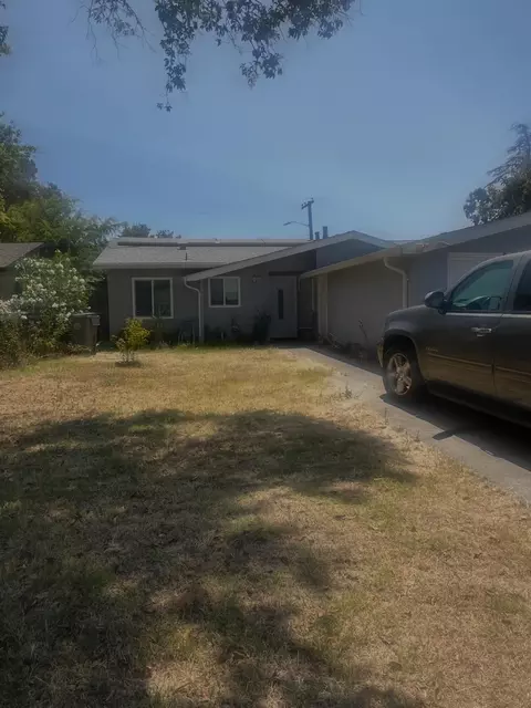 140 Lindley Dr, Sacramento, CA 95815
