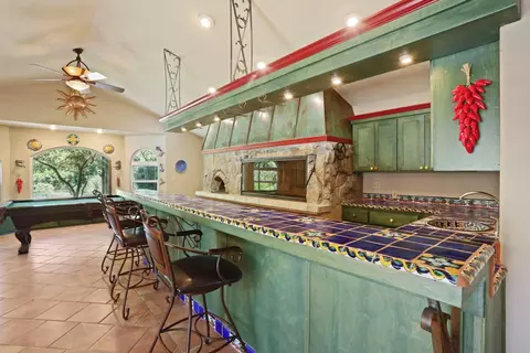 Kitchen - 1717 Edgebrook Dr, Modesto, CA 95354 photo 13 of 17