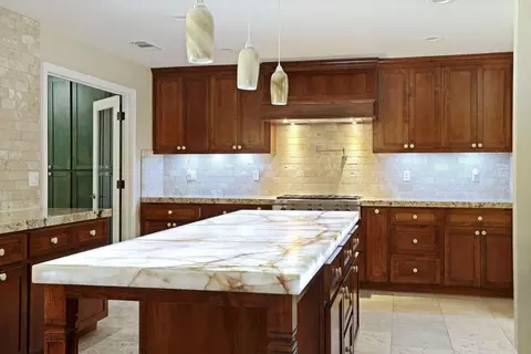 Kitchen - 1717 Edgebrook Dr, Modesto, CA 95354 photo 4 of 17
