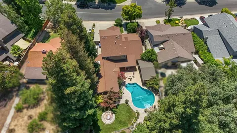 View/Area - 1717 Edgebrook Dr, Modesto, CA 95354 photo 12 of 12