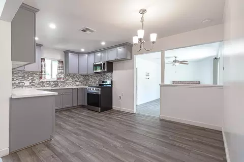 52 W San Gabriel Ave, Clovis, CA 93612 photo 8