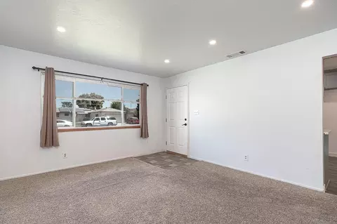 52 W San Gabriel Ave, Clovis, CA 93612 photo 5