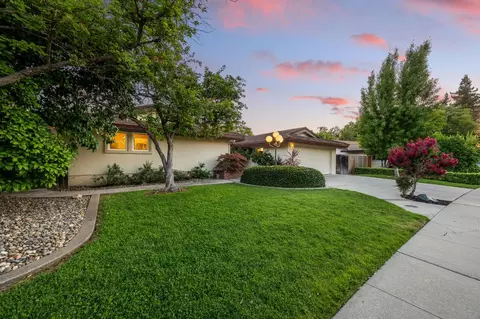 2305 Catalina Dr, Davis, CA 95616 photo 2