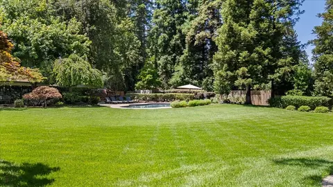 Exterior - 1545 Thunderbird Dr, Modesto, CA 95356 photo 10 of 20