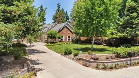 Exterior - 1545 Thunderbird Dr, Modesto, CA 95356 photo 3 of 20