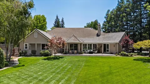 Exterior - 1545 Thunderbird Dr, Modesto, CA 95356 photo 9 of 20